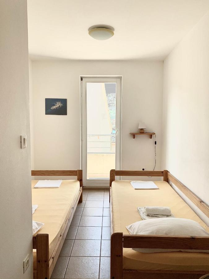 Apartments Happy Stay Center Baska ภายนอก รูปภาพ